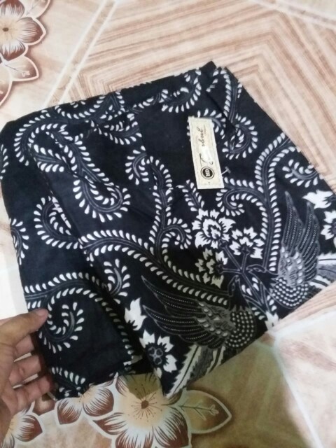 Maura Couple - Sania Ruffle Batik Couple Ori Ndoro Garansi Termurah Shopee -  Batik Batwing Modern