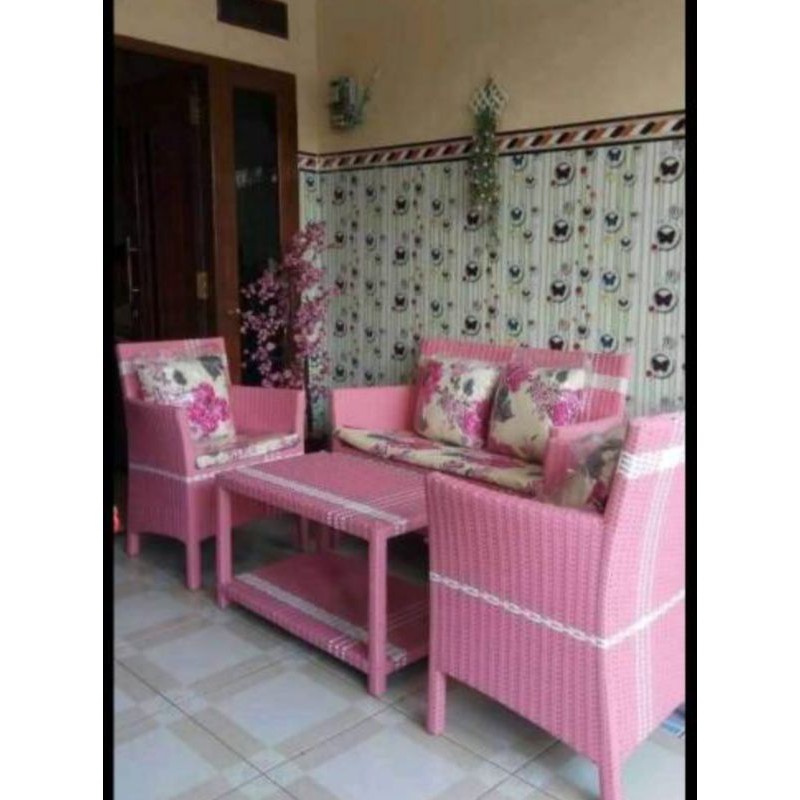 kursi sofa rotan sintetis minimalis