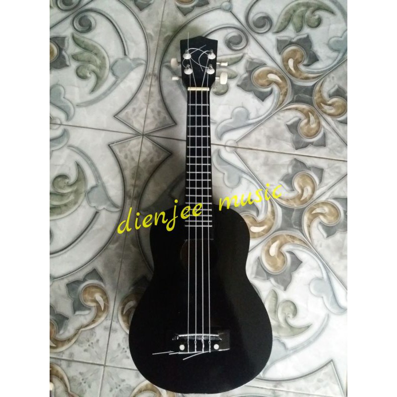 UKULELE GITAR UKULELE CONCERT HITAM