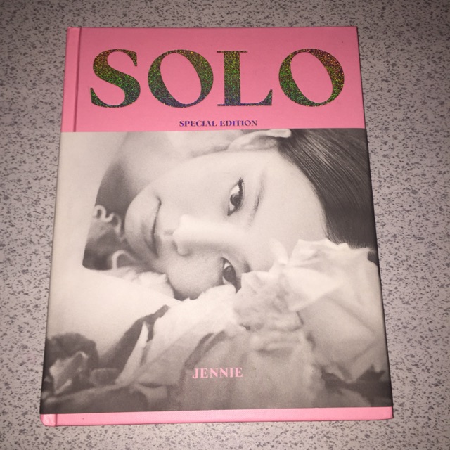 Jennie - SOLO Photobook [Special Edition]