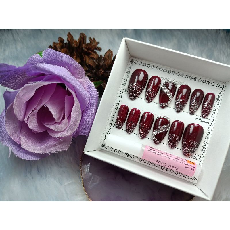 kuku palsu wedding maroon glosy