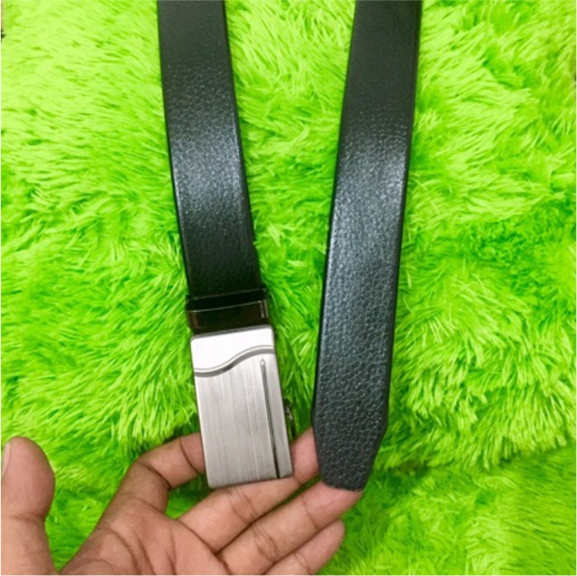 GESPER PRIA MURAH TAPI BAGUS dari anton hilmanto. model kepala rel otomatis tanpa lubang talinya dari kulit PU import anti gores #gesper #sabuk #ikatpinggang #menbelt #sabukpinggang #gesperpria #gespercoeok