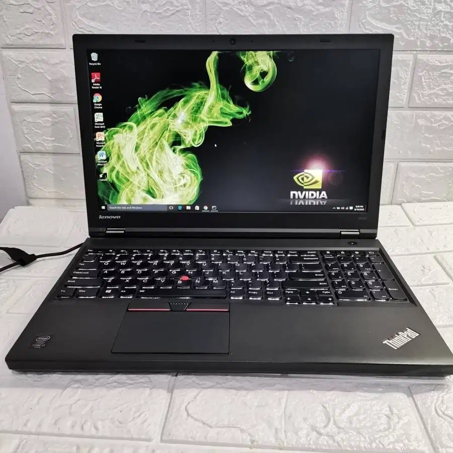 LENOVO THINKPAD i7 RAM 16GB SSD 256GB BEKAS SECOND