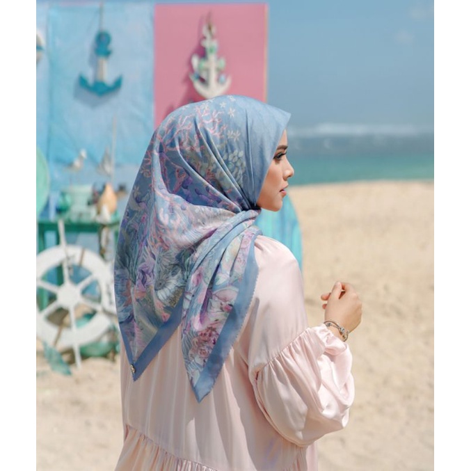 THE LITTLE MERMAID BUTTONSCARVES X DISNEY "BLUE"