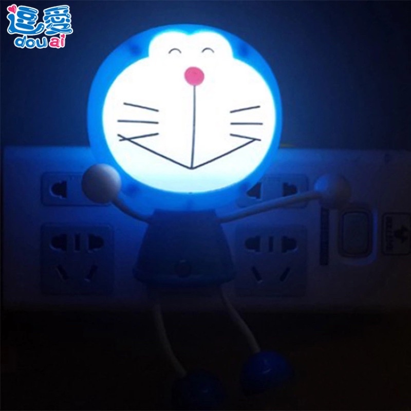 Lampu hias colokan listrik /lampu tidur /sensor gelap/ kaki Doraemon/HELLO KITTY TERMURAH PROMO