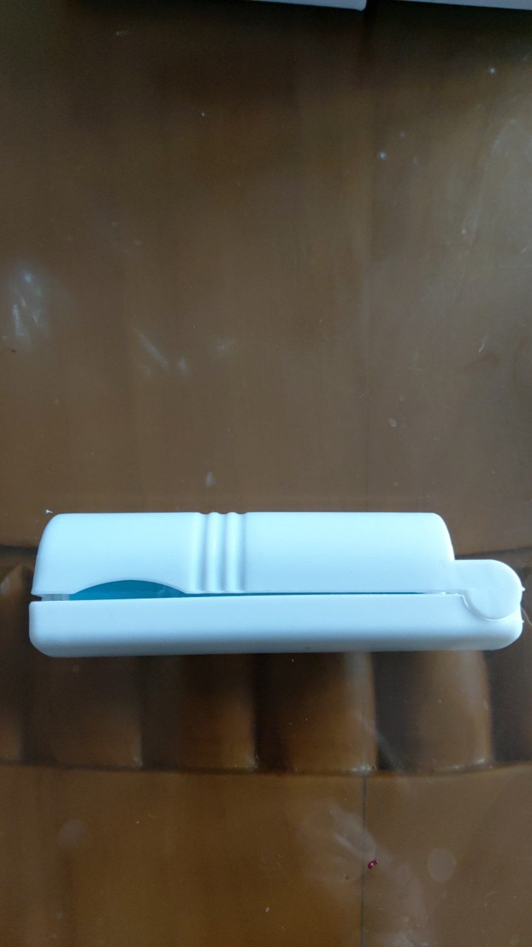 Travel Roll Lint Mini Pembersih Pengangkat Debu Pakaian Sticky Roller