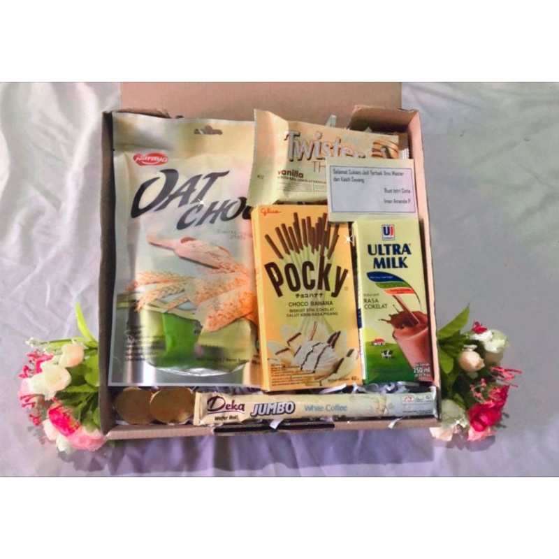 

Hampers makanan snack