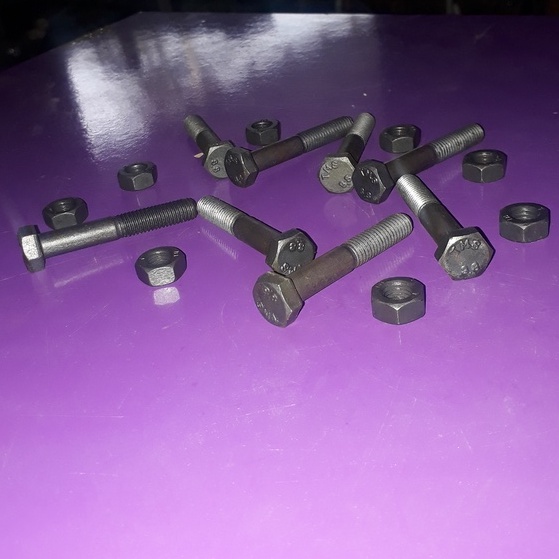 Baut+Mur baja M 16x75 /bolt nut 8.8 /hitam baja/kunci 24