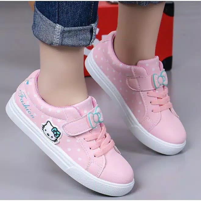 SEPATU SNEAKER ANAK PEREMPUAN BAHAN KARET BISA COD KEREN