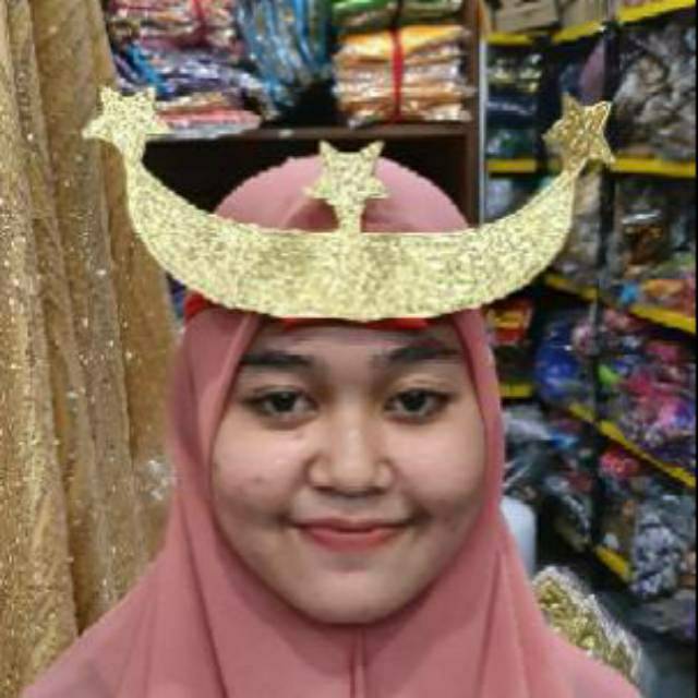 Aksesoris Bulan Sabit NTT