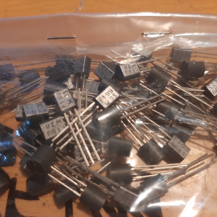 Transistor BF 199 BF199 F199 F 199 Philips NOS Abu-abu silver