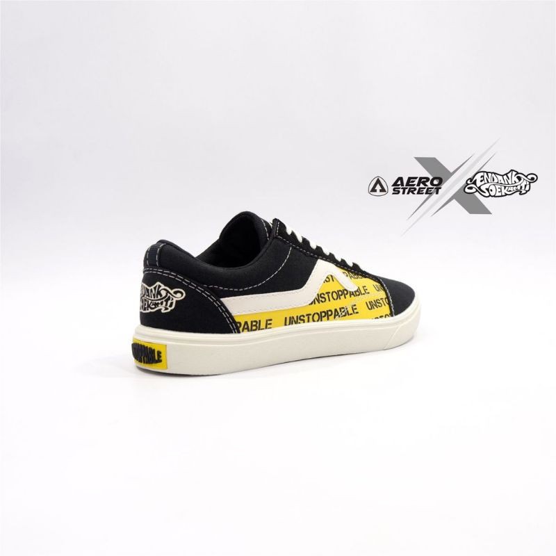 BOOKED Aerostreet UNSTOPPABLE Hitam Merah Kuning - Sepatu Sneakers