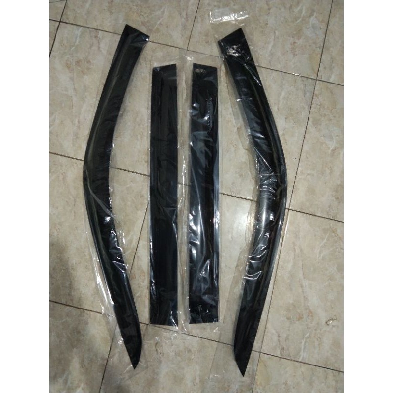 Talang air Kijang Kapsul minibus