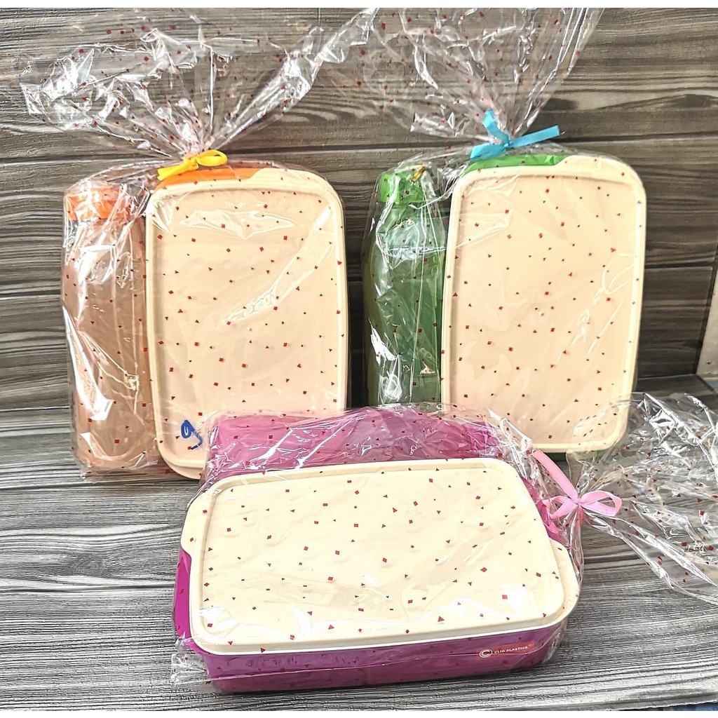 

Paket Souvenir Murah - Bingkisan Ultah Murah Kotak Makan & Botol Minum