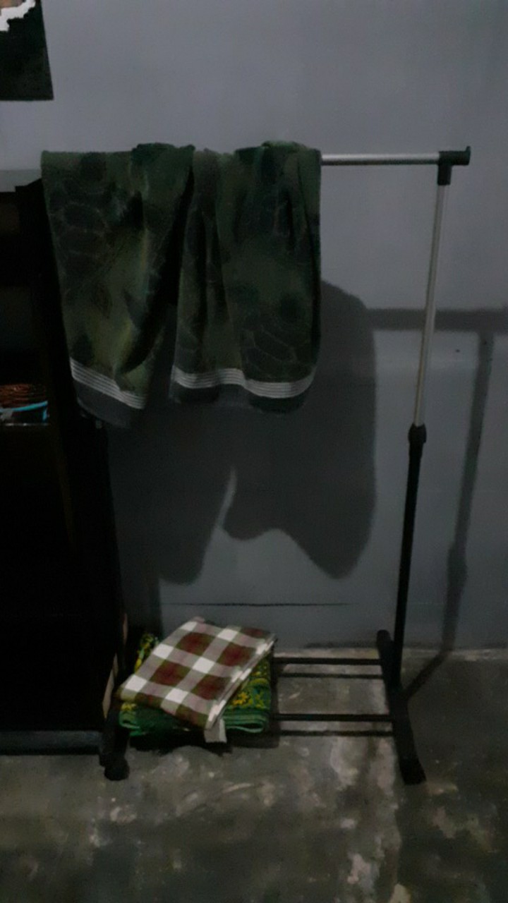 Termurah Stand Hanger Portable Tanpa Lengan Serbaguna