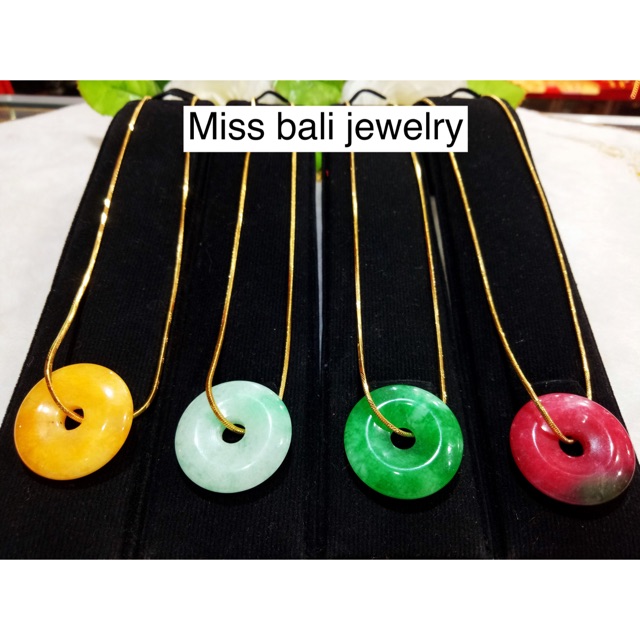 Kalung mainan giok bulat