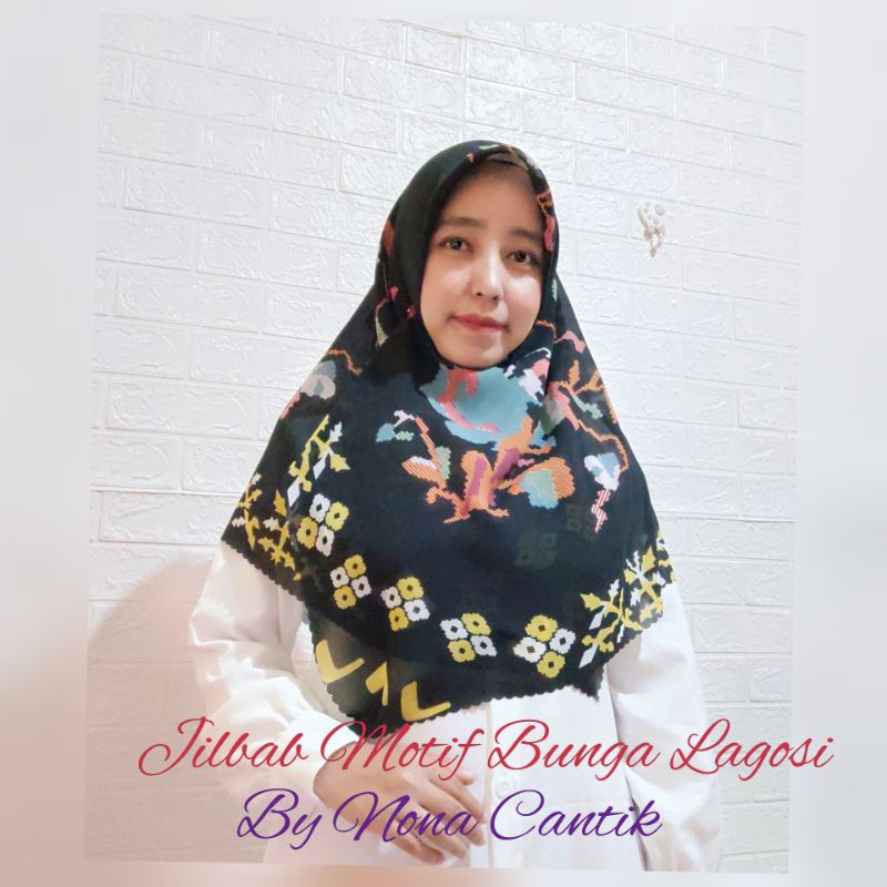 Jilbab Motif Bunga Lagosi Oleh-oleh khas Makassar, Sulawesi Selatan
