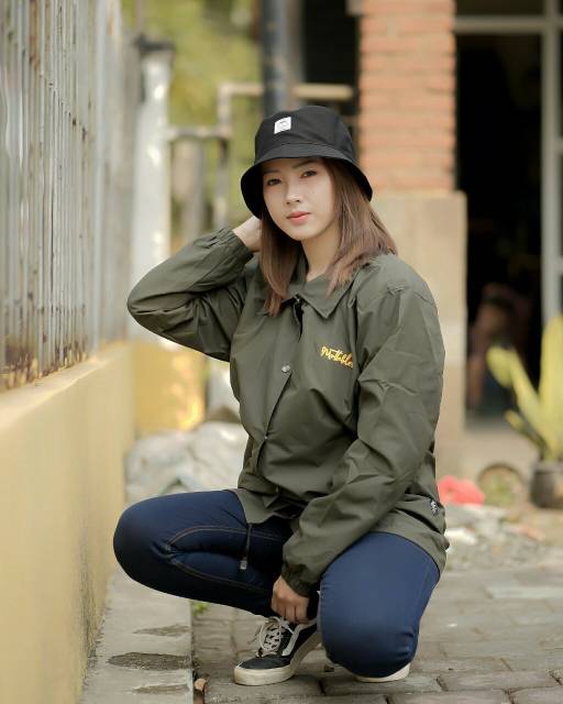 Jaket mothbless coach army simple