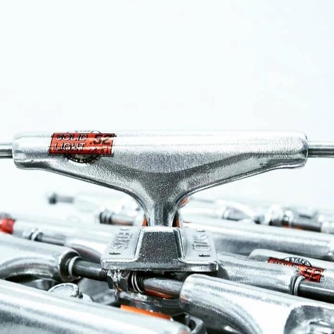 Etaks Truck Solid Light