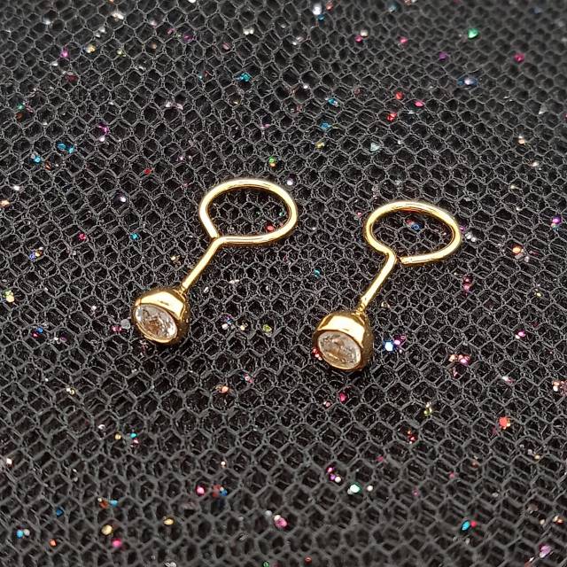 Anting toge emas 17K Kadar 750 - model batu tanam berat 0.55 gram - 3139