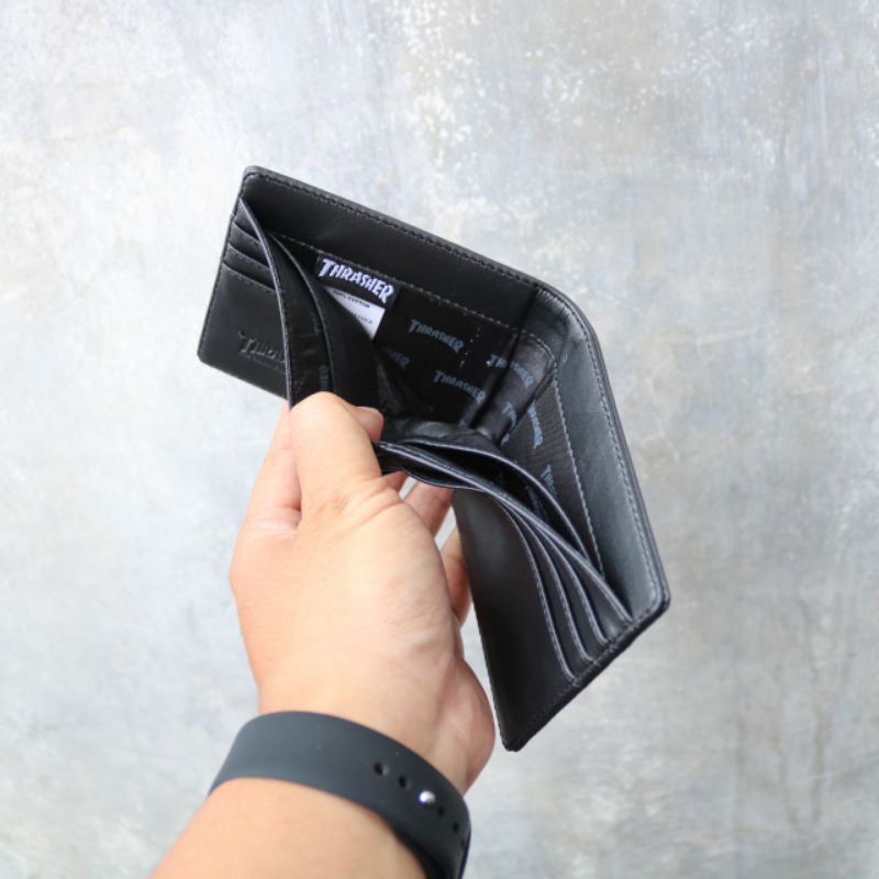 Dompet pria thrasher