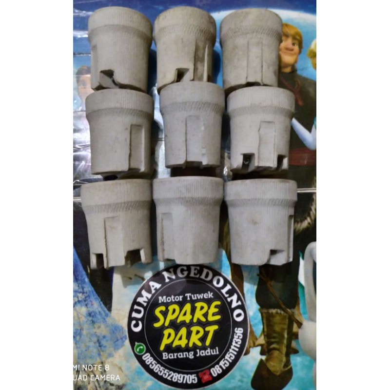 fitting lampu keramik gantung lawas