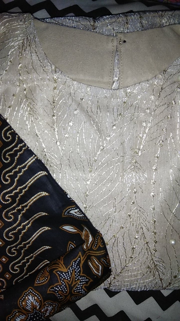 Set Couple Mini Blouse Brown Maura Couple - Sania Ruffle Batik Couple Ori Ndoro Jowi Suryandhanu Dnt