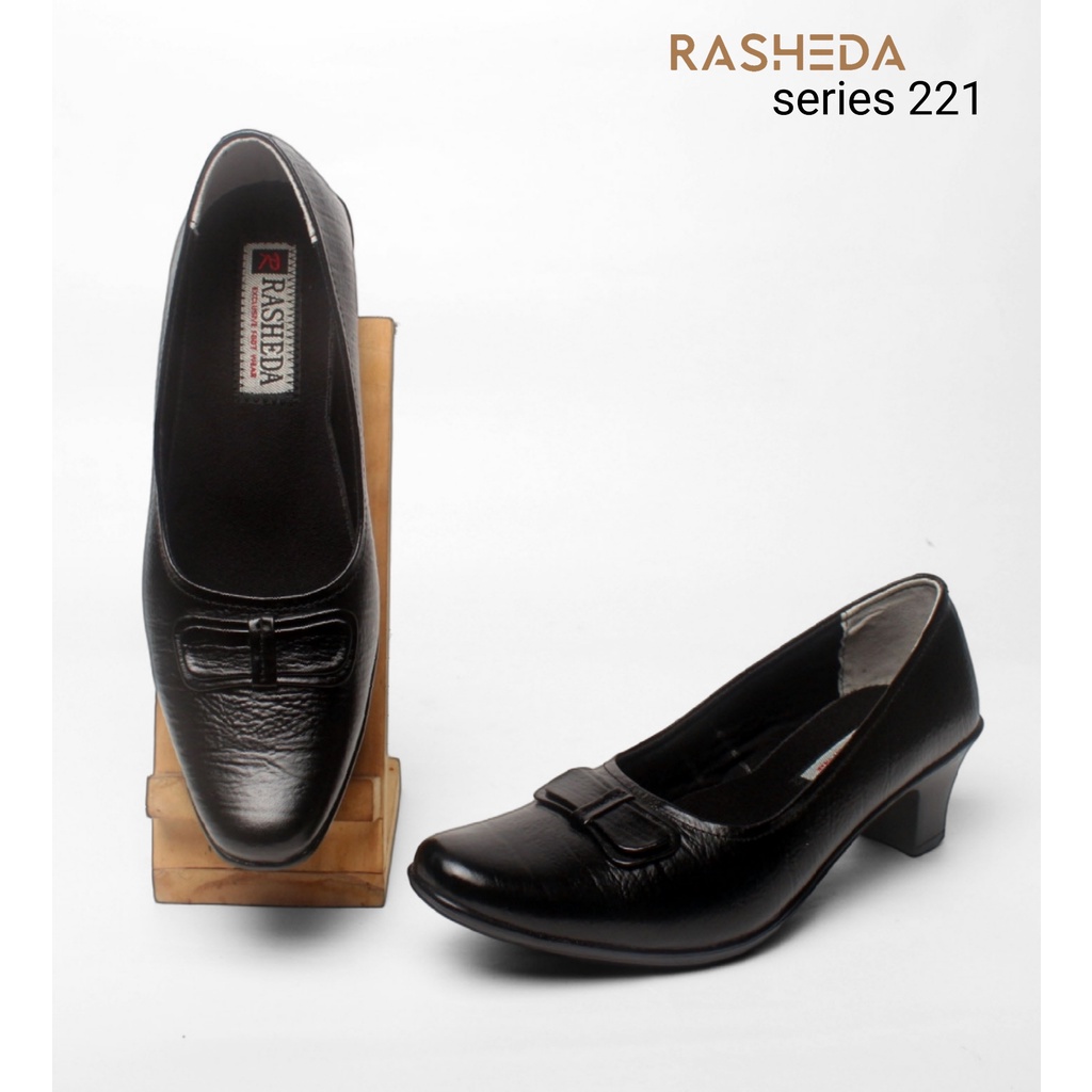 Sepatu Formal Wanita Rasheda R3C Pantofel Kulit Asli Hak 5 cm