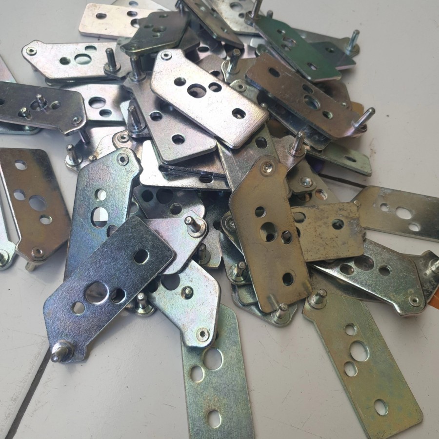 engsel kulkas bawah 03