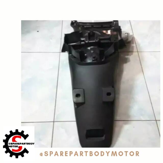 SPAKBOR BELAKANG SCOOPY FI 2013-2015.