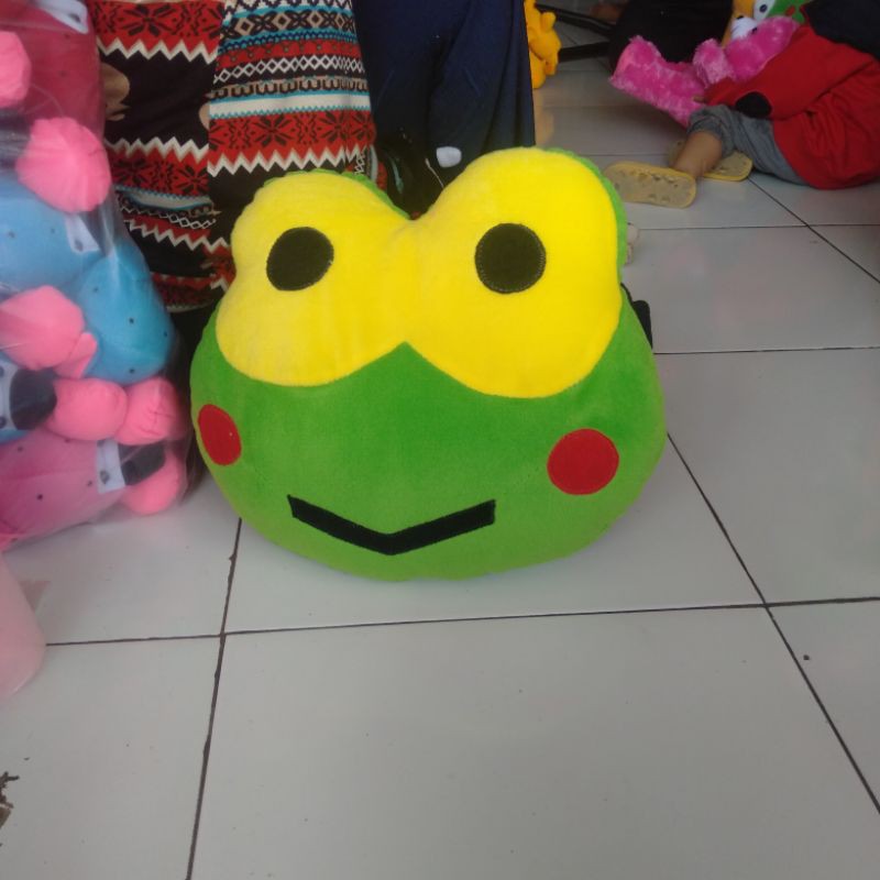 Bantal kepala karakter keroppi