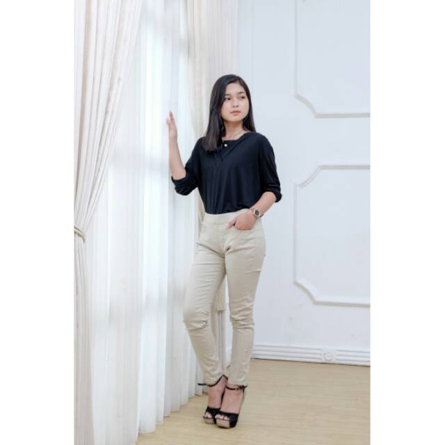 CELANA CHINO PINGGANG KARET-BASIC PANTS WANITA