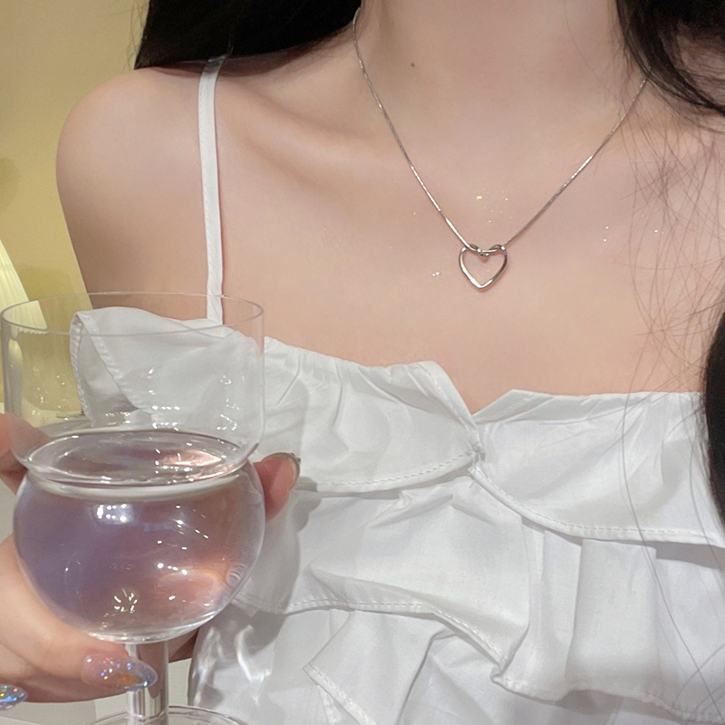 Kalung Rantai Choker Hias Liontin Kupu-Kupu Mutiara Kristal Untuk Wanita