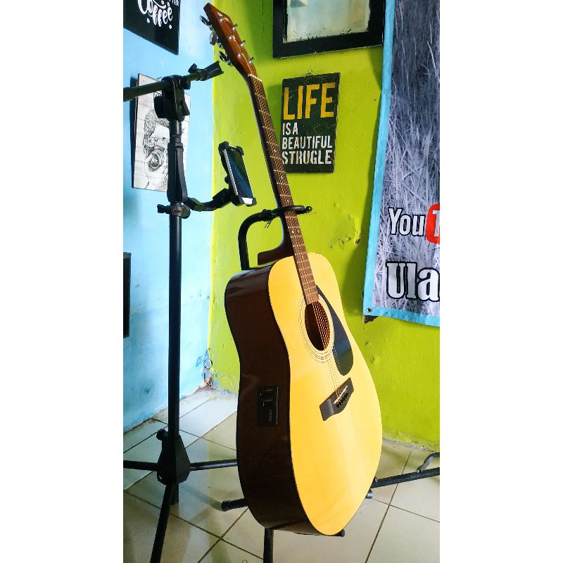 Jual gitar yamaha f310 bekas