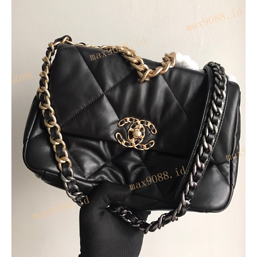 chanel phone bag with chain