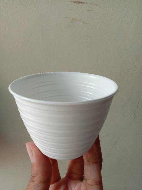 Pot tawon putih diameter 8,10 dan 12 cm