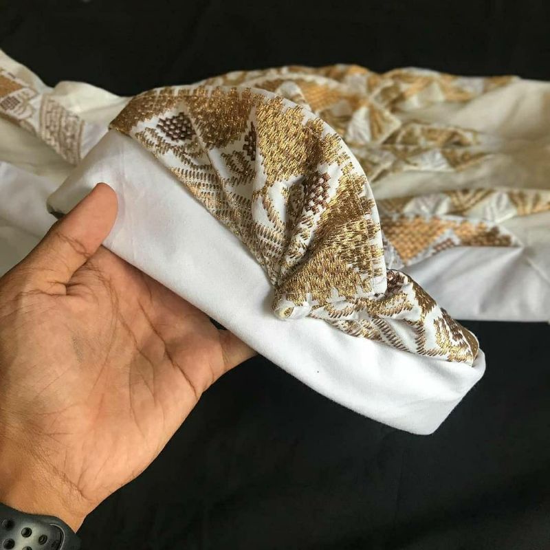 Udeng Putih Semi Songket BanyuMas