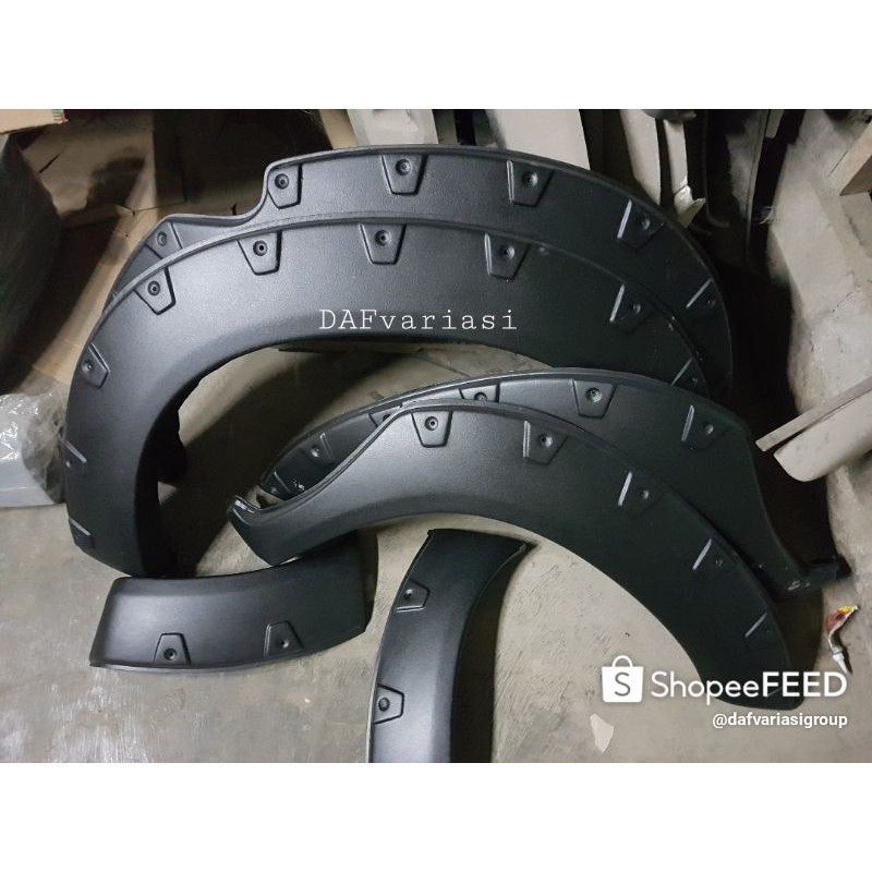 KUALITAS TERBAIK..Over Fender Hilux Double Cabin 2008 - 2011