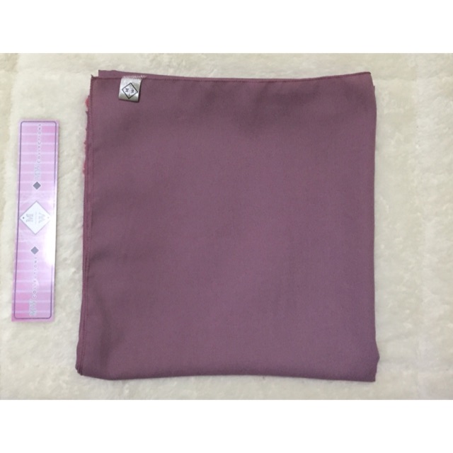 Jilbab segiempat wolfis taro / jilbab segiempat polos