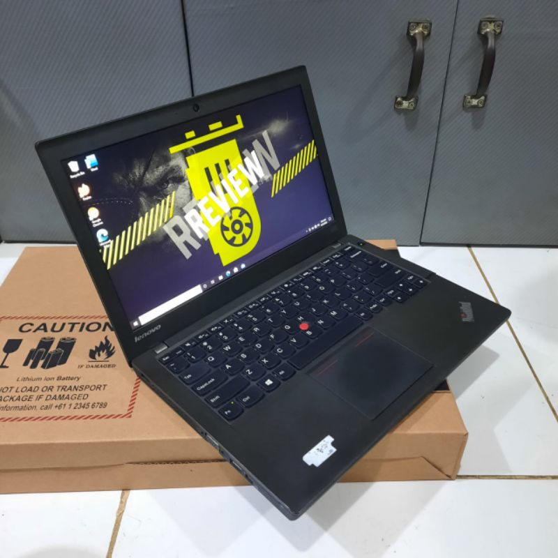 Laptop Lenovo Thinkpad X240 intel Cor i7-4600U Ram 8GB SSD 128GB Vga Intel HD Graphic family Slim Windows 10 64bit