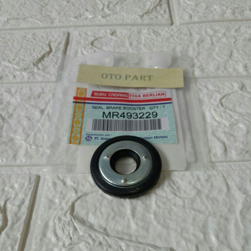 Seal booster rem canter ps110 ps125 ps136 seal vacum rem atas canter seal tabung pedal rem atas vacu