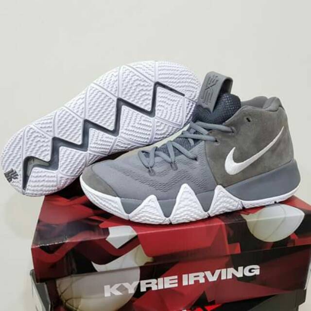 sepatu basket nike kyrie 4