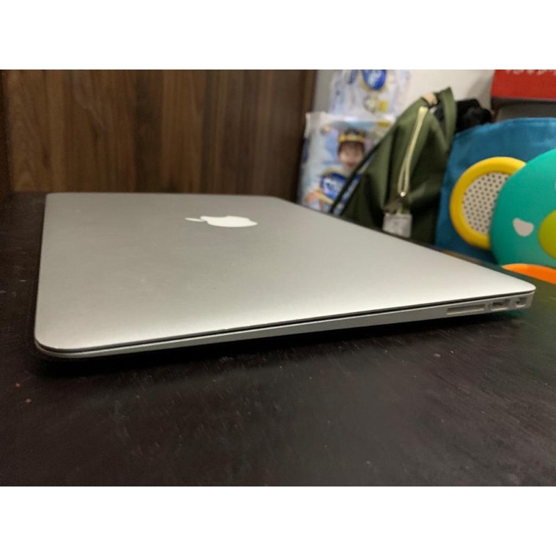 Apple Macbook Air 13”