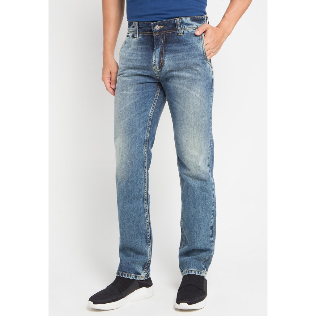 Straight cut jeans CFS396F