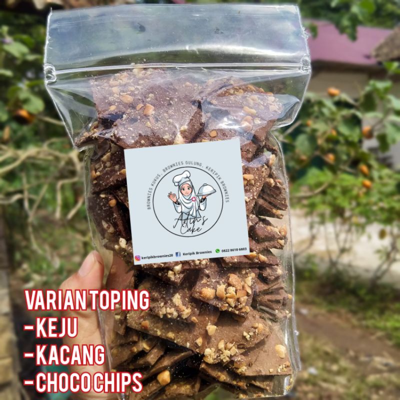

Keripik Brownies Kemasan 230gr Toping Keju, Choco chips, Kacang