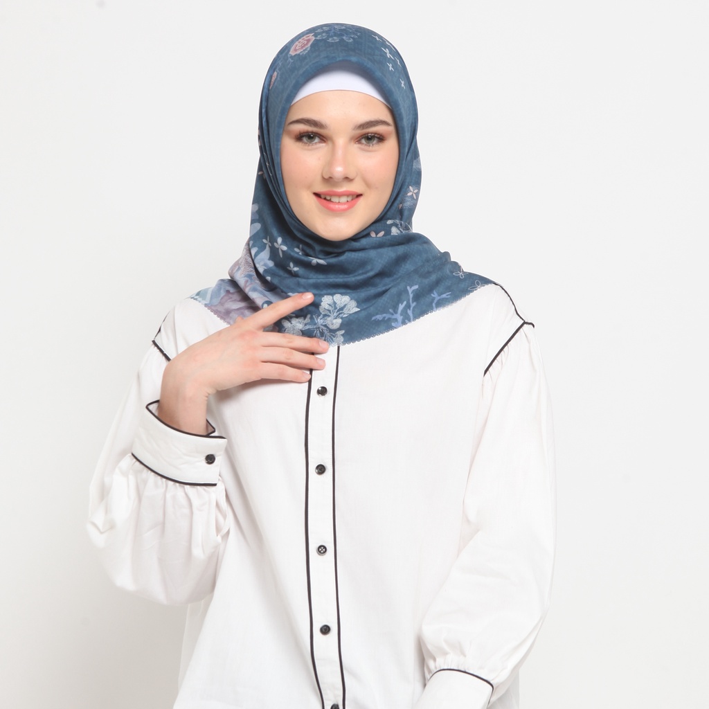 KLA by Itang Yunasz Premium Hijab Dandelion