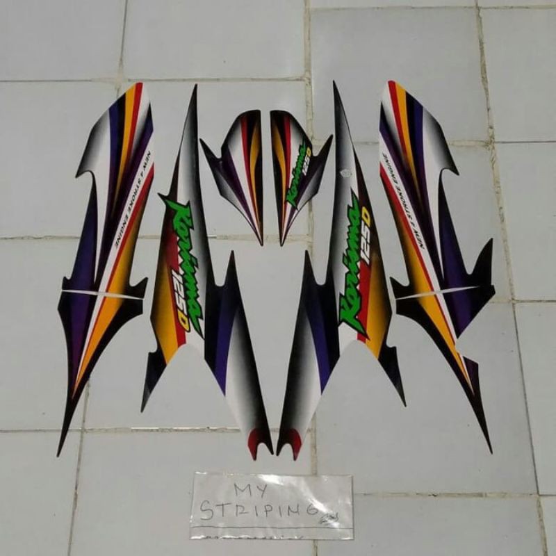 stiker kharisma 125D 2004 hitam