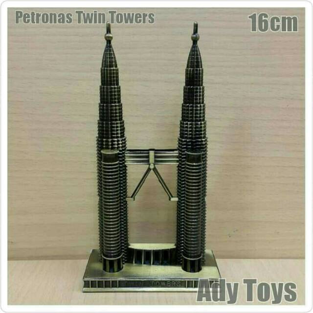 Petronas Twin Tower Menara Kembar Malaysia Miniatur Pajangan Hiasan Koleksi