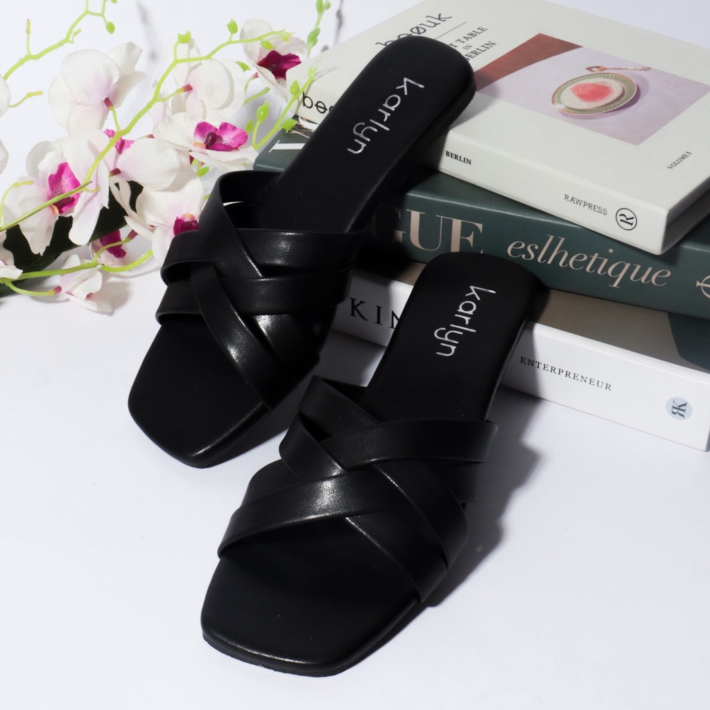 Karlyn Cleo Sandal Wanita