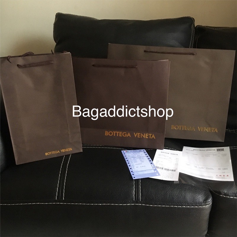

BagAddict Paperbag BTG S , M , L ( Paperbag & Bill)